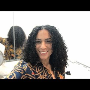 Meet your Posher, Leticia